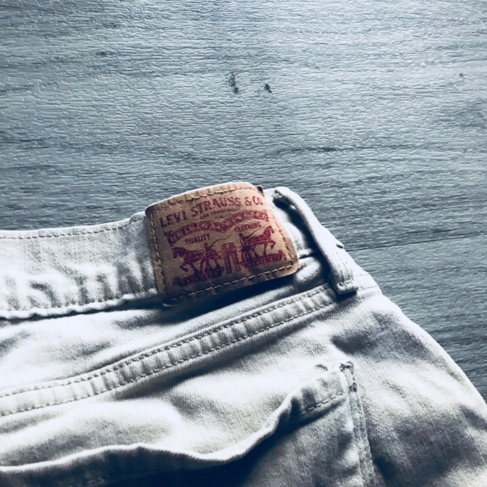 Levi’s Khaki Pants